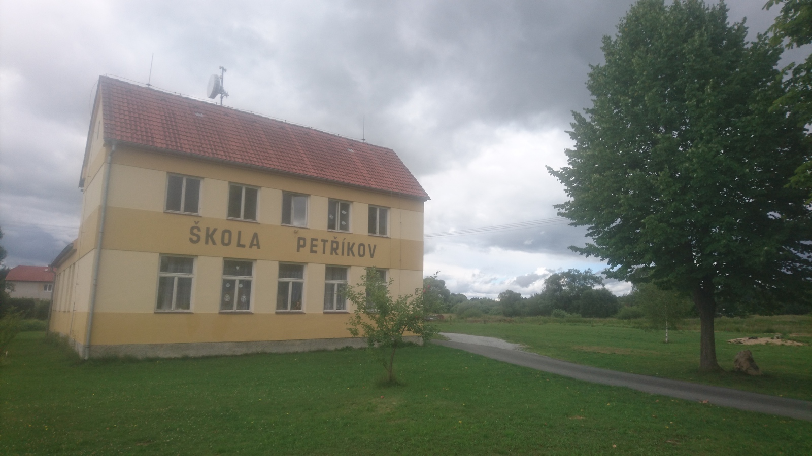 Základní škola v Petříkově